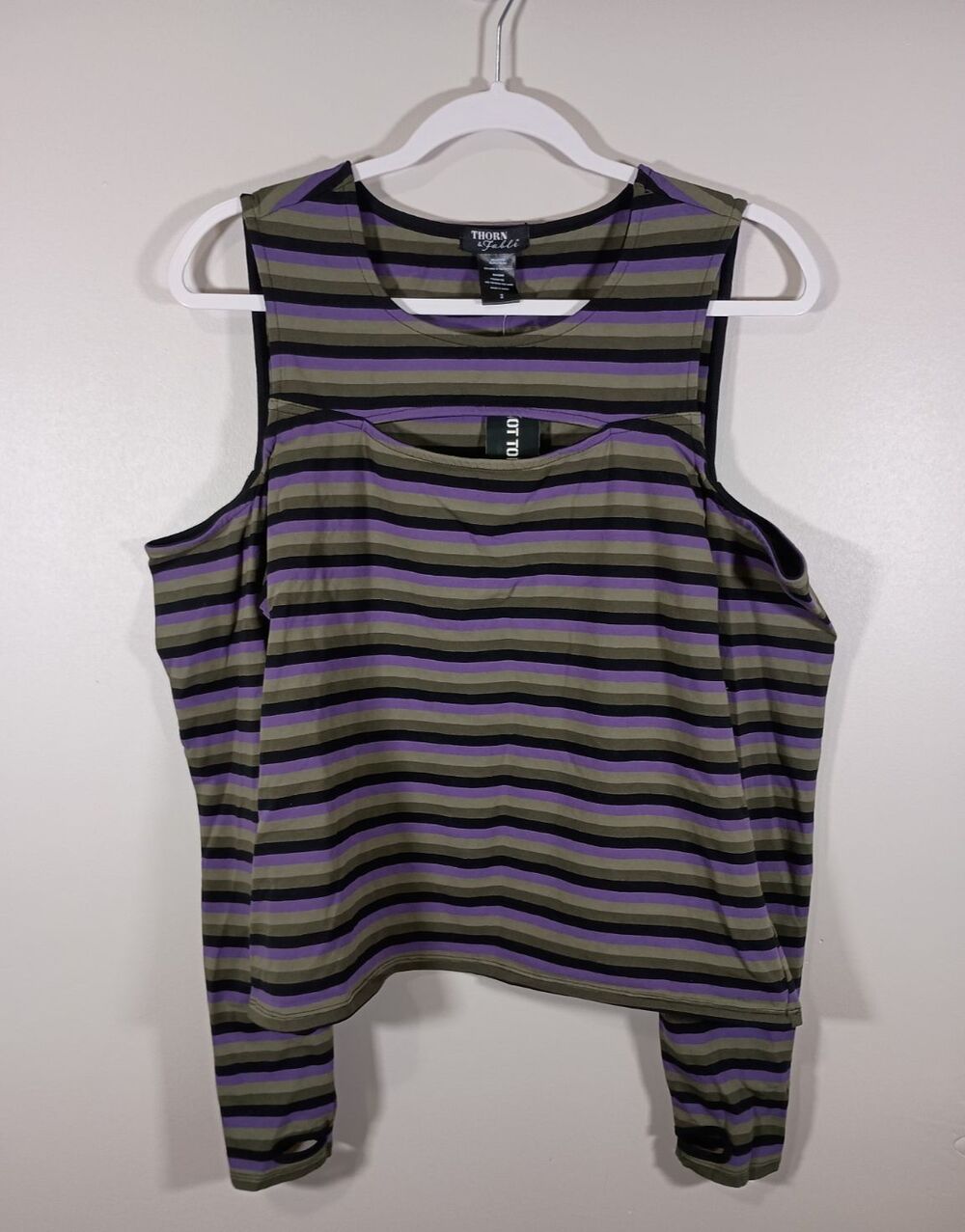 Hot Topic Thorn & Fable Keyhole Thumbhole Cold Shoulder Goth Striped Size 2X